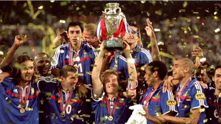 2000欧洲杯决赛维埃里（2000 欧洲杯 决赛）